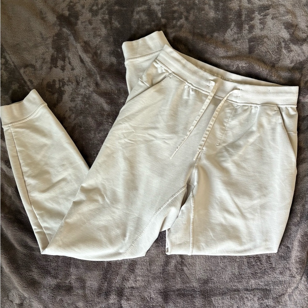 LuLuLemon City Sweat Cream Athletic Workout Jogger
